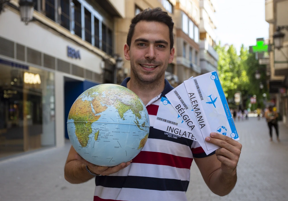 714A51F8 DC7C 803C 07DC89483230A4FD