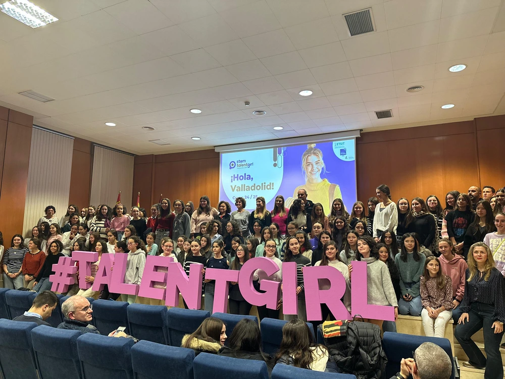 La Junta y la Fundación ASTI fomentan un nuevo curso del proyecto educativo STEM Talent Girl con 175 alumnas de Valladolid