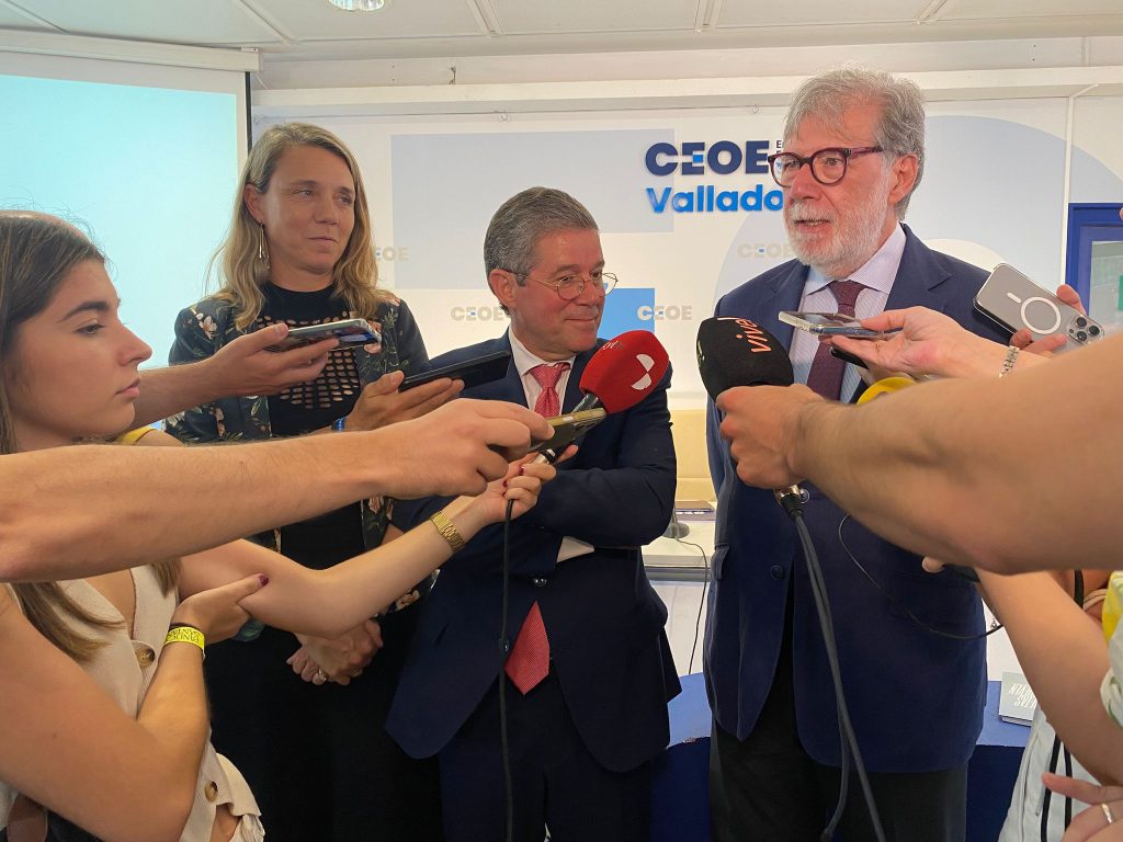 Asamblea Electoral CEOE Valladolid 6