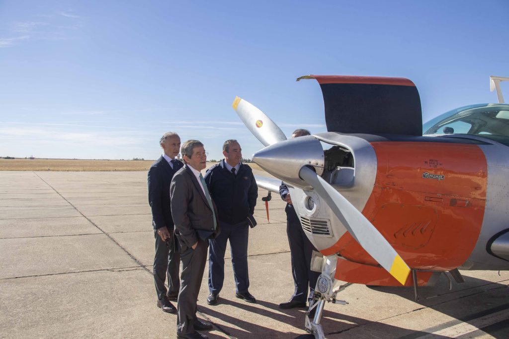 Visita CEOE Valladolid a la Base Aérea de Villanubla
